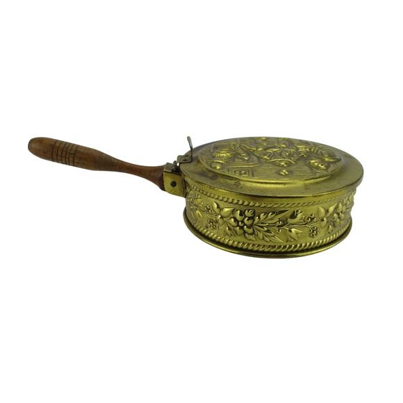 Antique Silent Butler Ash Crumb Tray w/ Lid Peerage England Brass - Picture 4 of 7